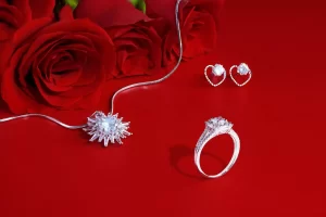 Vàng bạc đá quý